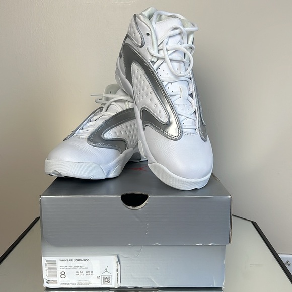 Jordan White Metallic Silver White WMNS AIR OG CW0907 100 - Size 8W NEW - Picture 3 of 10